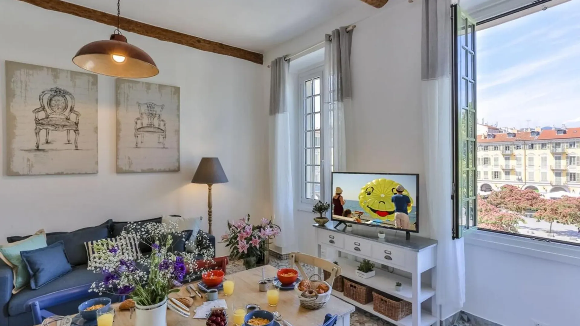 Garib - Place Garibaldi - 4 Rooms - Balcony Nice 0*,  France